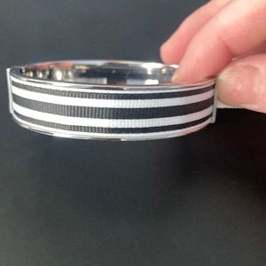 NWT Talbots black and white and silver color bracelet